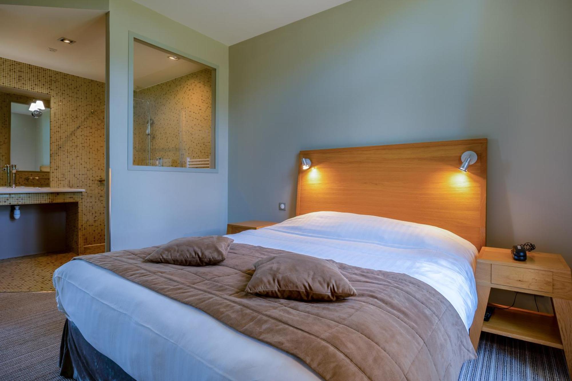 Hotel Et Spa Du Chateau 라고르 객실 사진